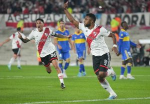 Festejo del gol de River frente a Boca convertido por Miguel Borja. Foto NA